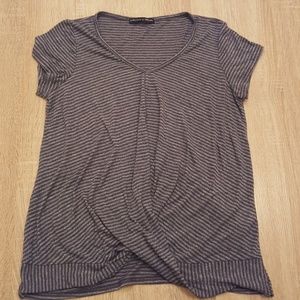 Harlowe & Graham Soft-Knit Twist Tee